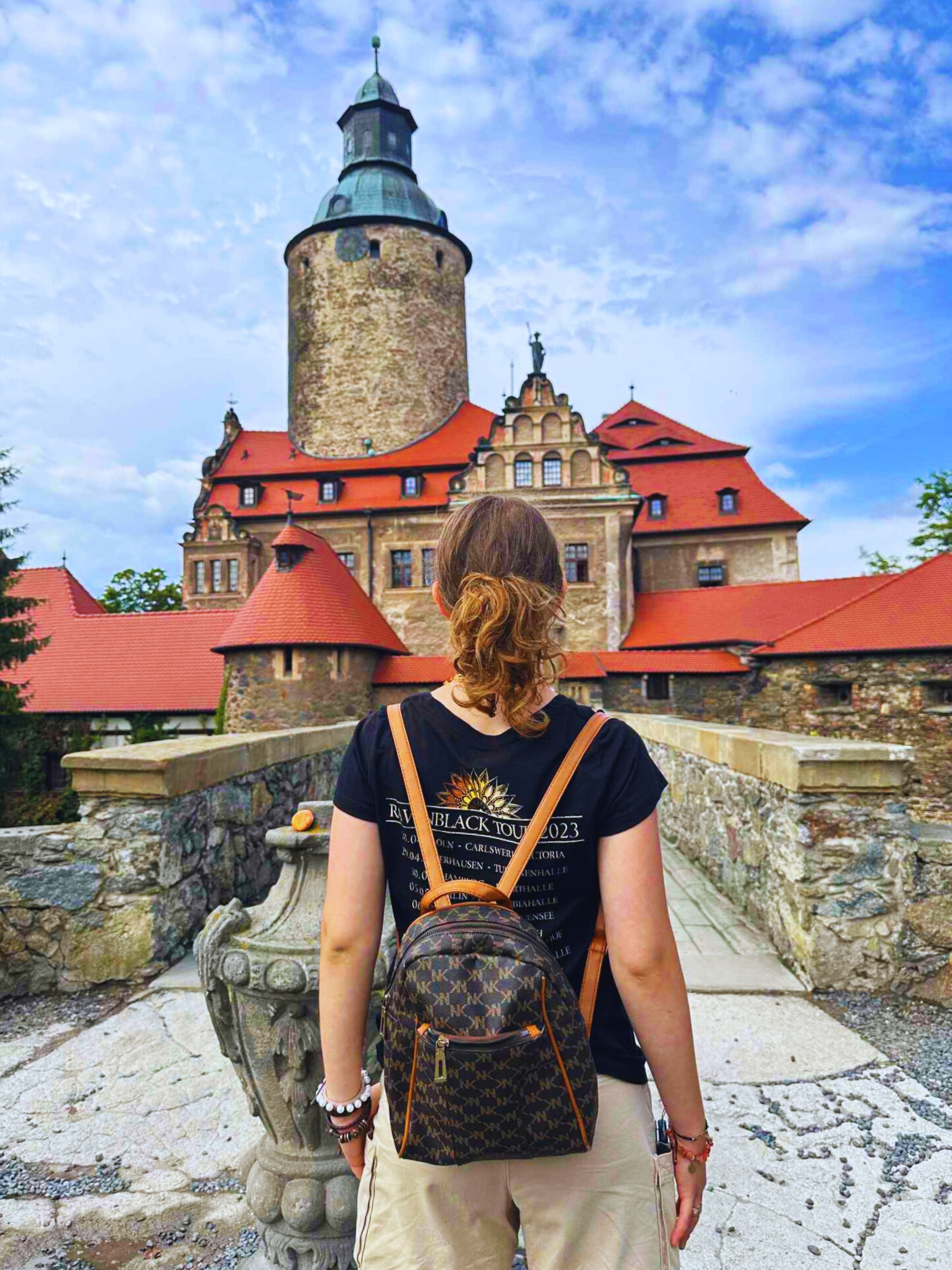 Zamek Czocha - wejście do hotelu